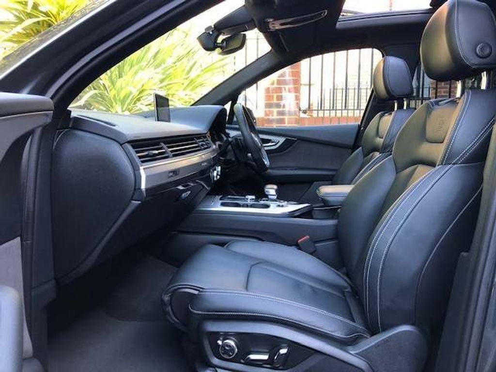 Audi SQ7 4.0 TDI V8 Tiptronic quattro 1 OWNER PAN ROOF TRAILER PACK