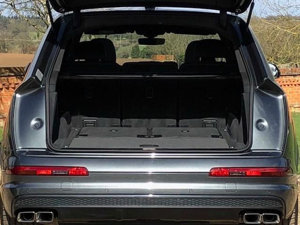 Audi SQ7 4.0 TDI Vorsprung Tiptronic quattro VORSPRUNG MODEL MEGA HIGH SPEC