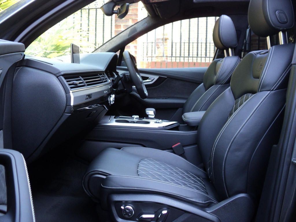 Audi SQ7 4.0 TDI Vorsprung Tiptronic quattro VORSPRUNG MODEL MEGA HIGH SPEC