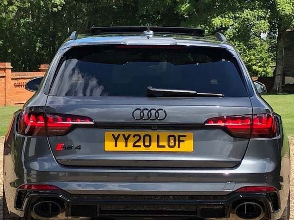 Audi RS4 Avant 2.9 TFSI V6 Vorsprung Avant Tiptronic quattro MEGA HIGH SPEC. DELIVERY MILES