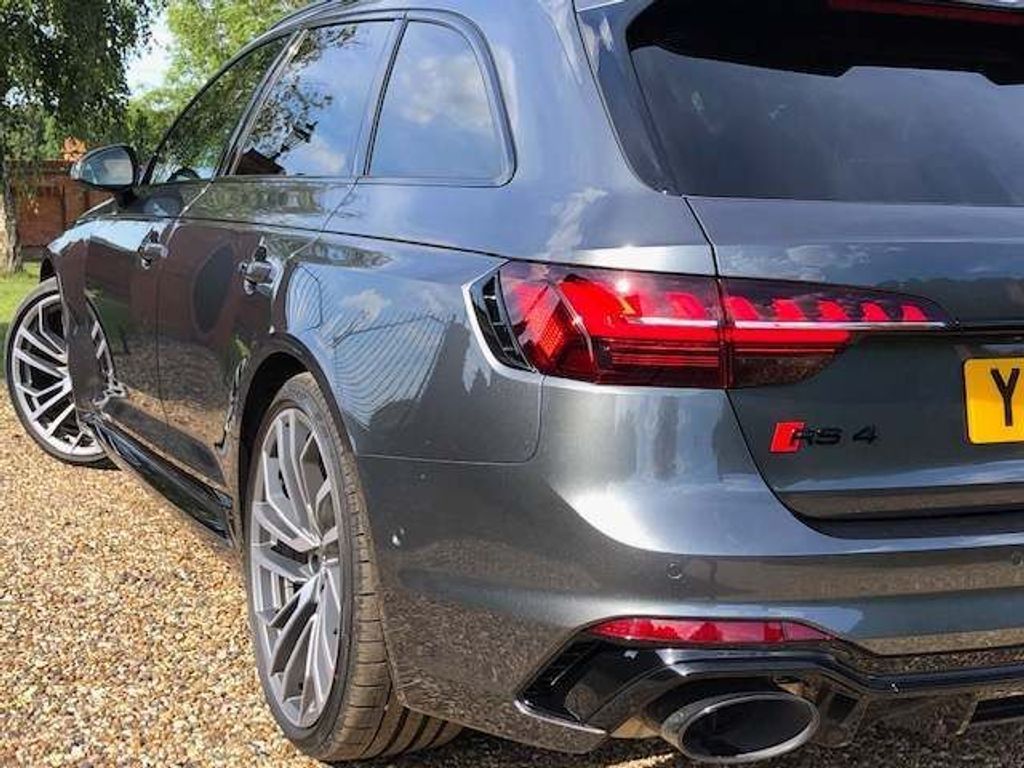 Audi RS4 Avant 2.9 TFSI V6 Vorsprung Avant Tiptronic quattro MEGA HIGH SPEC. DELIVERY MILES