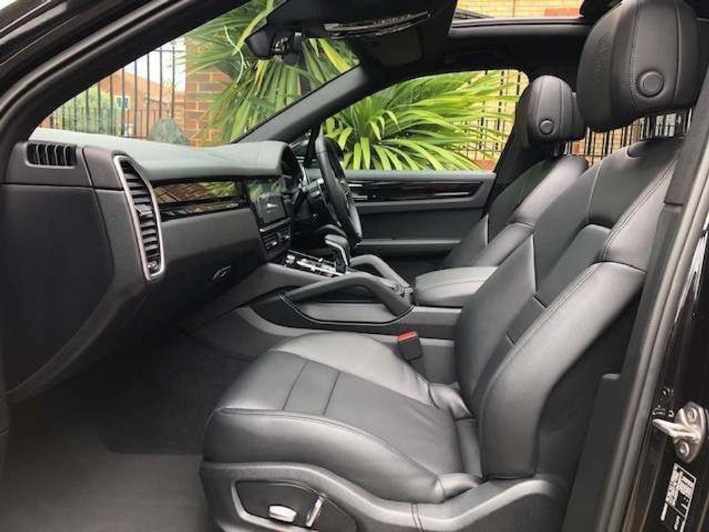Porsche Cayenne 2.9T V6 S Tiptronic 4WD MEGA HIGH SPEC AIR SUSPENSION