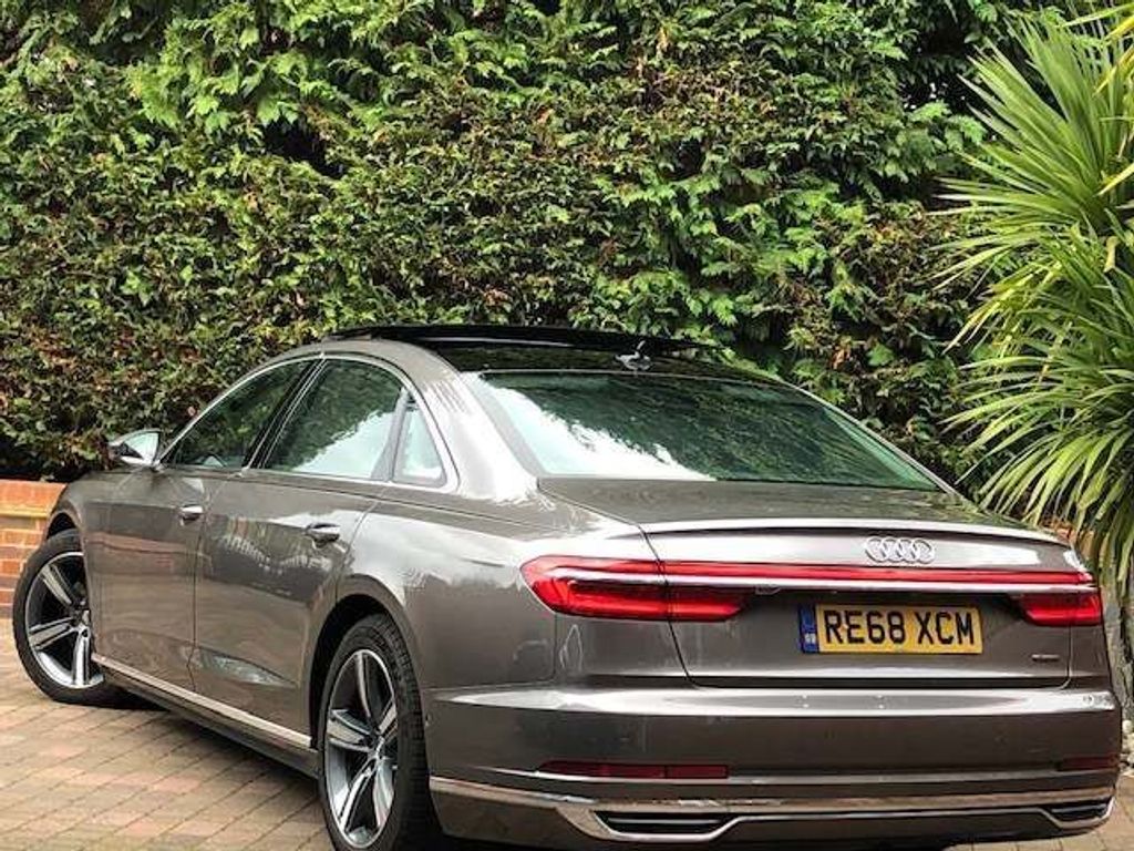 Audi A8 3.0 TDI V6 50 Tiptronic quattro BIG SPEC REAR FRIDGE M/SCREENS