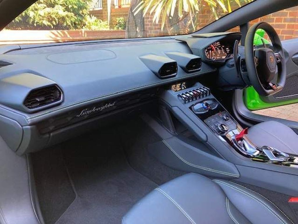 Lamborghini Huracan 5.2 V10 LP 610-4 LDF 4WD HIGH SPEC LOW MILEAGE