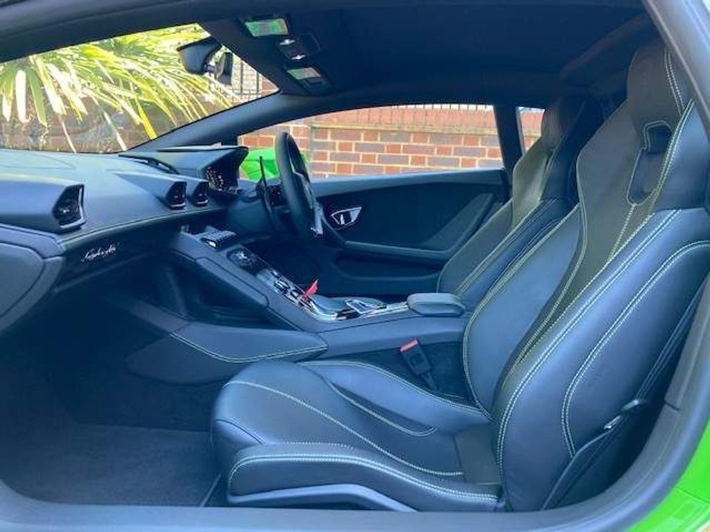 Lamborghini Huracan 5.2 V10 LP 610-4 LDF 4WD HIGH SPEC LOW MILEAGE