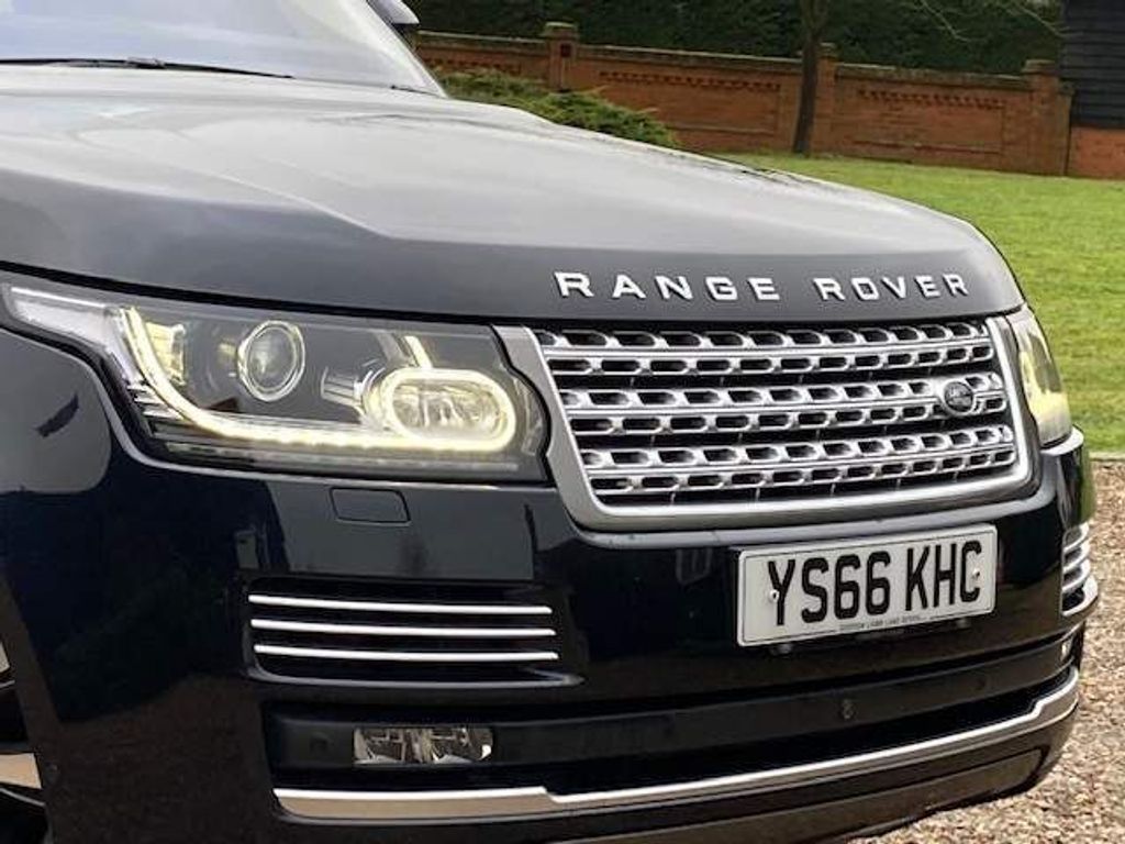 Land Rover Range Rover 4.4 SD V8 Autobiography Auto 4WD MEGA SPEC ... HEADS-UP TOW BAR