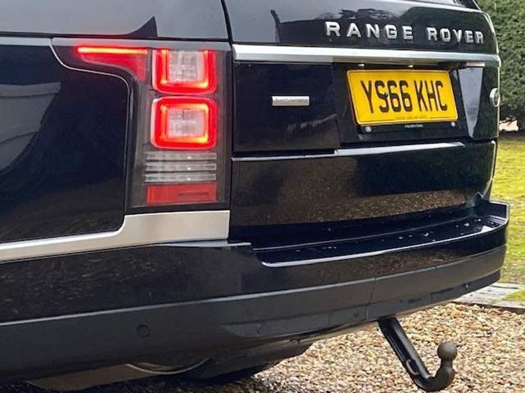 Land Rover Range Rover 4.4 SD V8 Autobiography Auto 4WD MEGA SPEC ... HEADS-UP TOW BAR