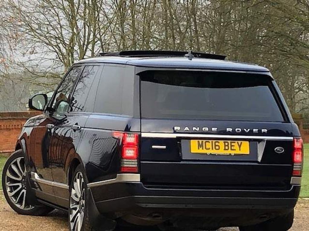 Land Rover Range Rover 4.4 SD V8 Autobiography Auto 4WD MEGA SPEC HEADS-UP LOW MILEAGE
