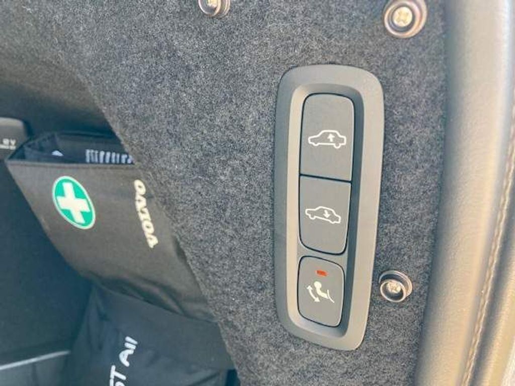 2.0 B5 MHEV Inscription Pro Auto 4WD Euro 6 (s/s) 5dr