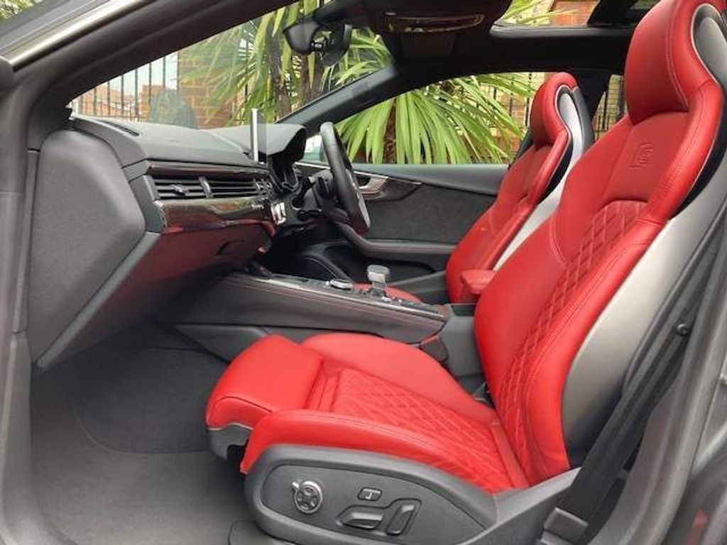 3.0 TFSI V6 Sportback Tiptronic quattro (s/s) 5dr