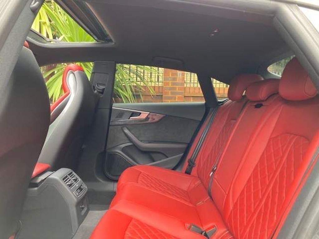 3.0 TFSI V6 Sportback Tiptronic quattro (s/s) 5dr
