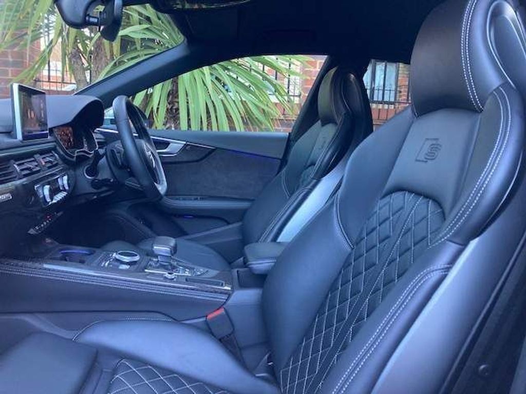 3.0 TFSI V6 Sportback Tiptronic quattro (s/s) 5dr