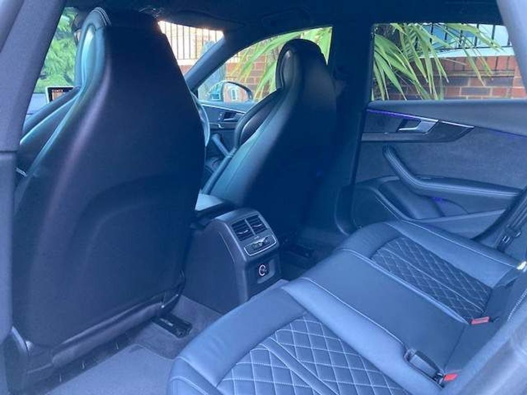 3.0 TFSI V6 Sportback Tiptronic quattro (s/s) 5dr
