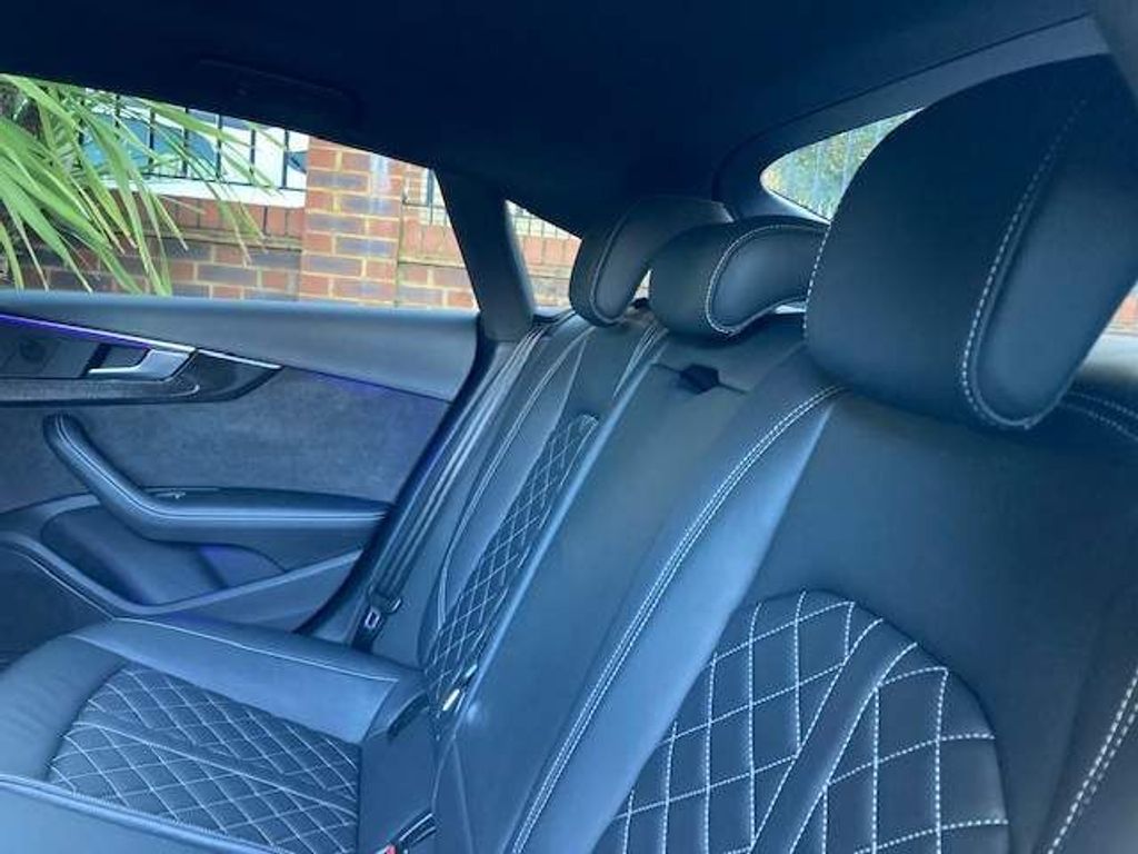 3.0 TFSI V6 Sportback Tiptronic quattro (s/s) 5dr