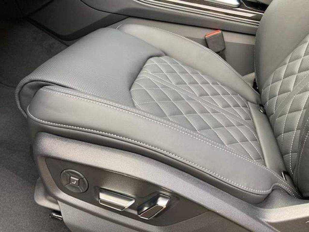 Audi SQ7 4.0 TFSI V8 Vorsprung Tiptronic quattro
