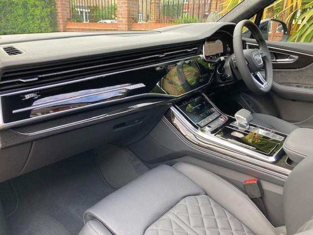 Audi SQ7 4.0 TFSI V8 Vorsprung Tiptronic quattro