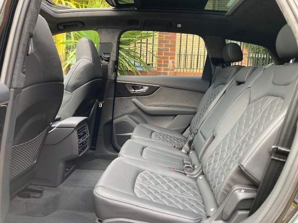 Audi SQ7 4.0 TFSI V8 Vorsprung Tiptronic quattro