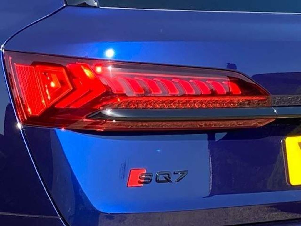 Audi SQ7 4.0 TFSI V8 Vorsprung Tiptronic quattro