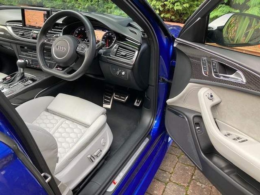 Audi RS6 Avant 4.0 TFSI V8 Performance Tiptronic quattro