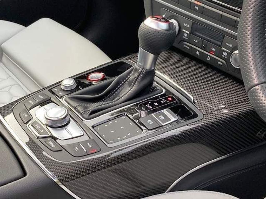 Audi RS6 Avant 4.0 TFSI V8 Performance Tiptronic quattro