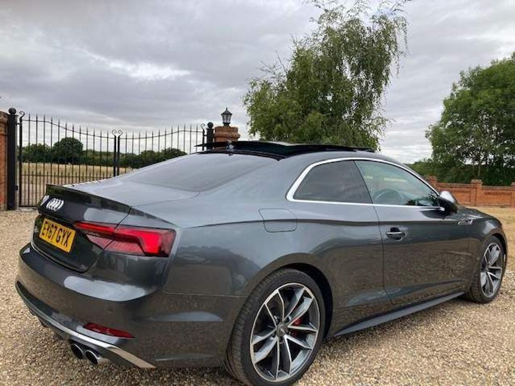 Audi S5 3.0 TFSI V6 Tiptronic quattro