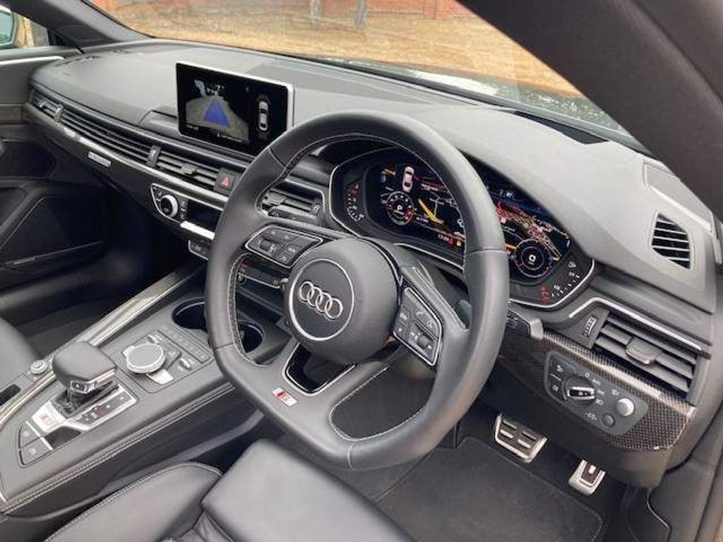 Audi S5 3.0 TFSI V6 Tiptronic quattro