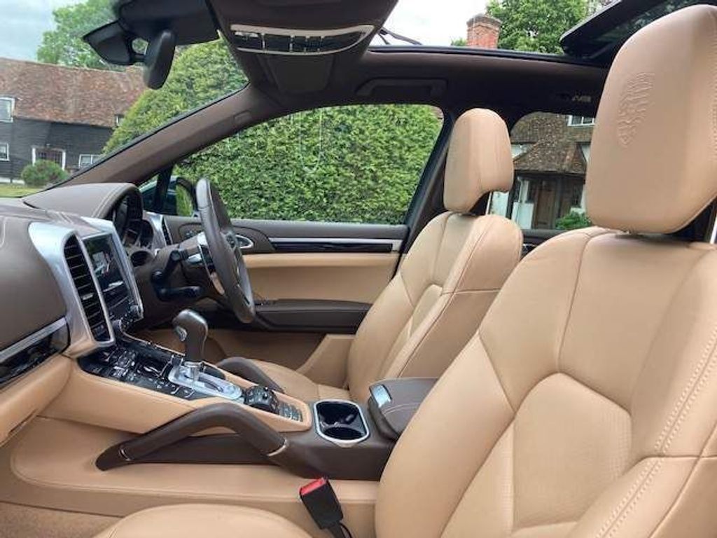 Porsche Cayenne 4.2 TD V8 S Platinum Edition Tiptronic