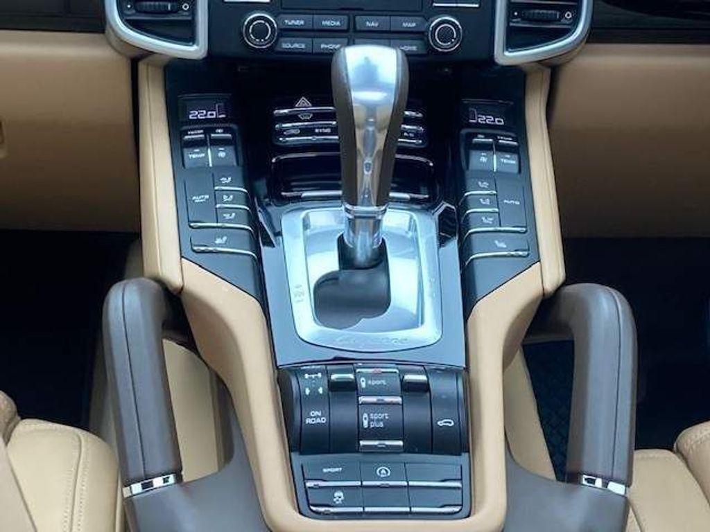 Porsche Cayenne 4.2 TD V8 S Platinum Edition Tiptronic