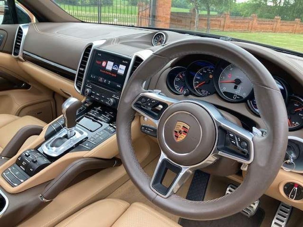 Porsche Cayenne 4.2 TD V8 S Platinum Edition Tiptronic