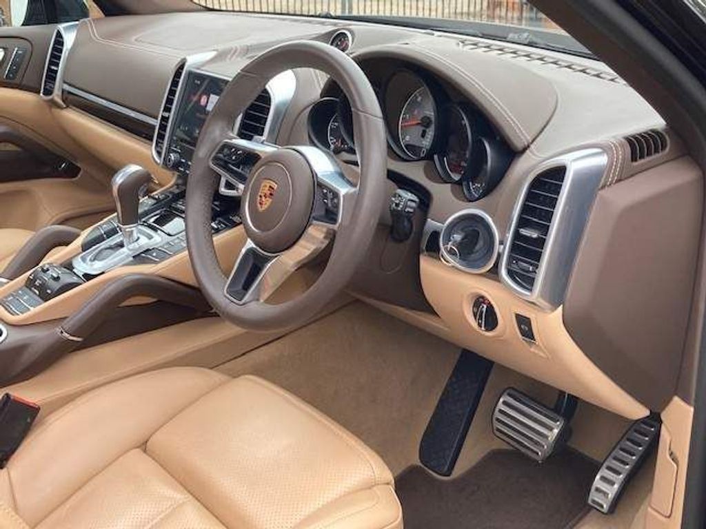 Porsche Cayenne 4.2 TD V8 S Platinum Edition Tiptronic
