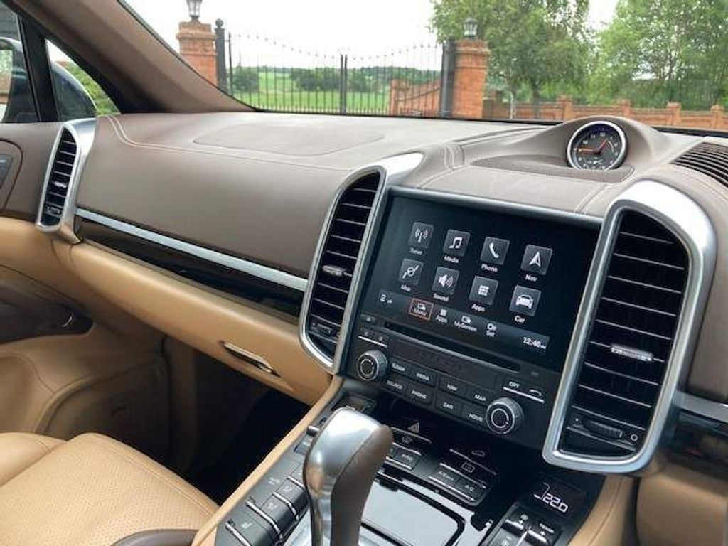 Porsche Cayenne 4.2 TD V8 S Platinum Edition Tiptronic