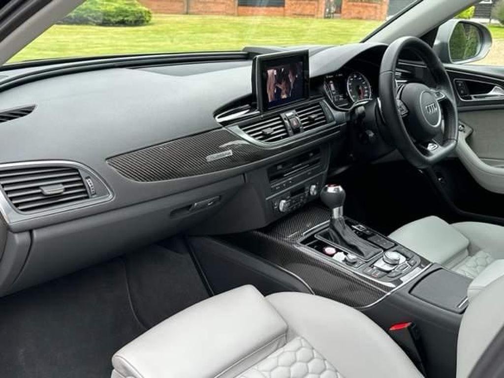 Audi RS6 Avant  4.0 TFSI V8 Performance Tiptronic quattro
