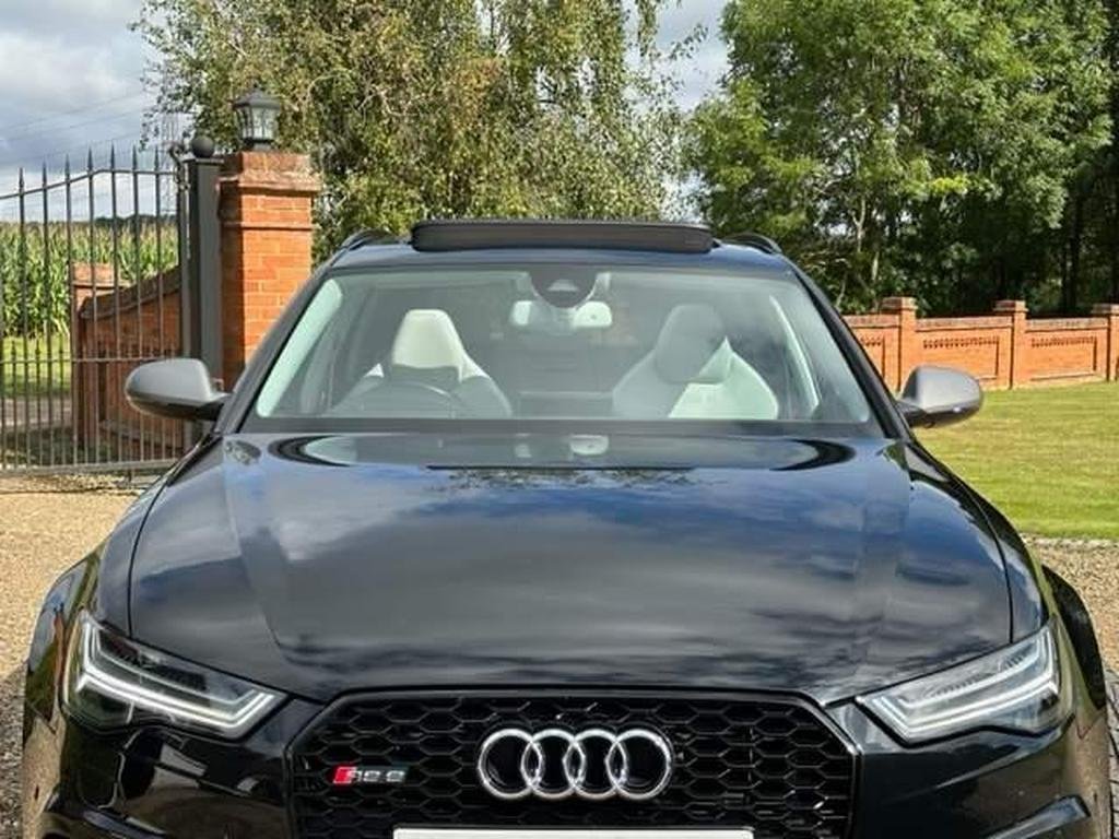 Audi RS6 Avant  4.0 TFSI V8 Performance Tiptronic quattro
