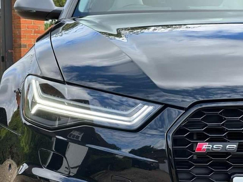 Audi RS6 Avant  4.0 TFSI V8 Performance Tiptronic quattro