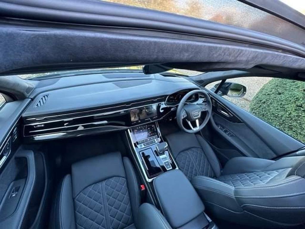 Audi SQ7 4.0 TFSI V8 Vorsprung Tiptronic quattro