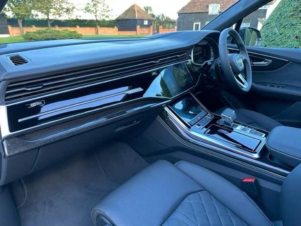 Audi SQ7 4.0 TFSI V8 Vorsprung Tiptronic quattro
