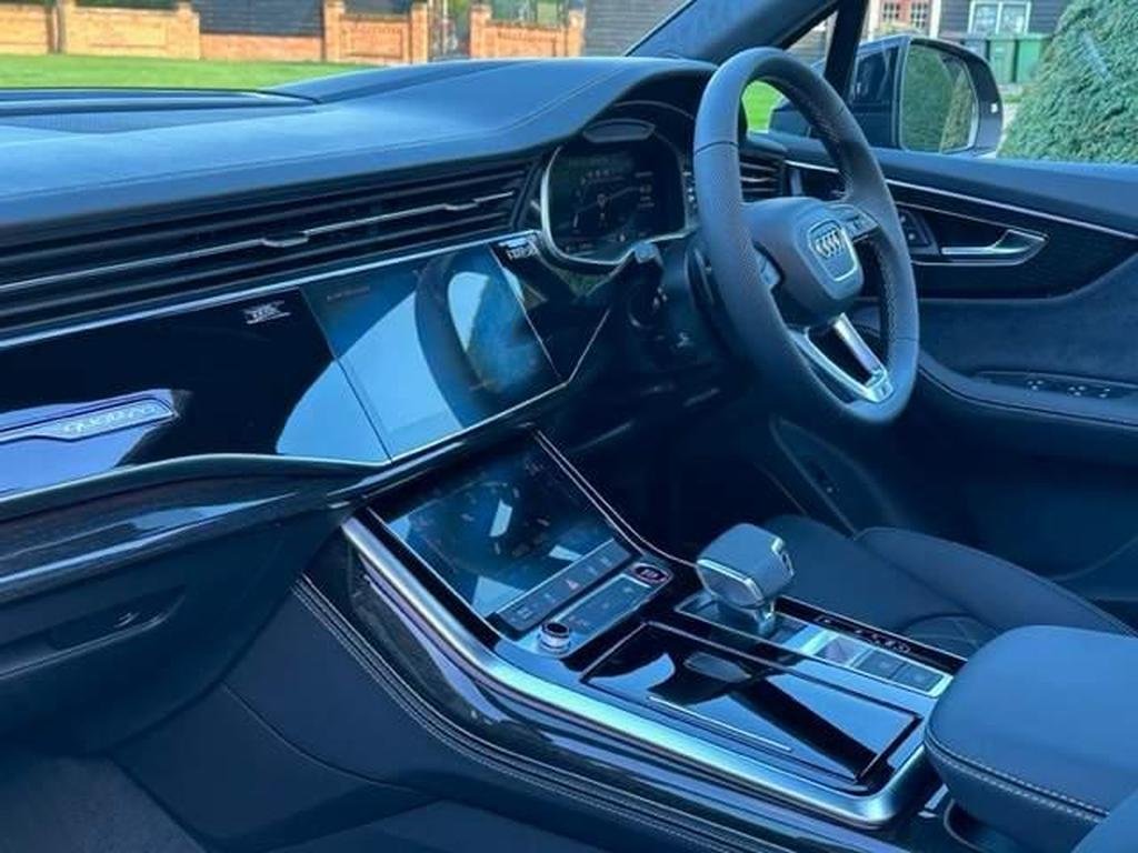 Audi SQ7 4.0 TFSI V8 Vorsprung Tiptronic quattro