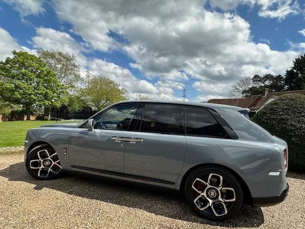Rolls-Royce Cullinan Black Badge 6.75 V12 | SOLD