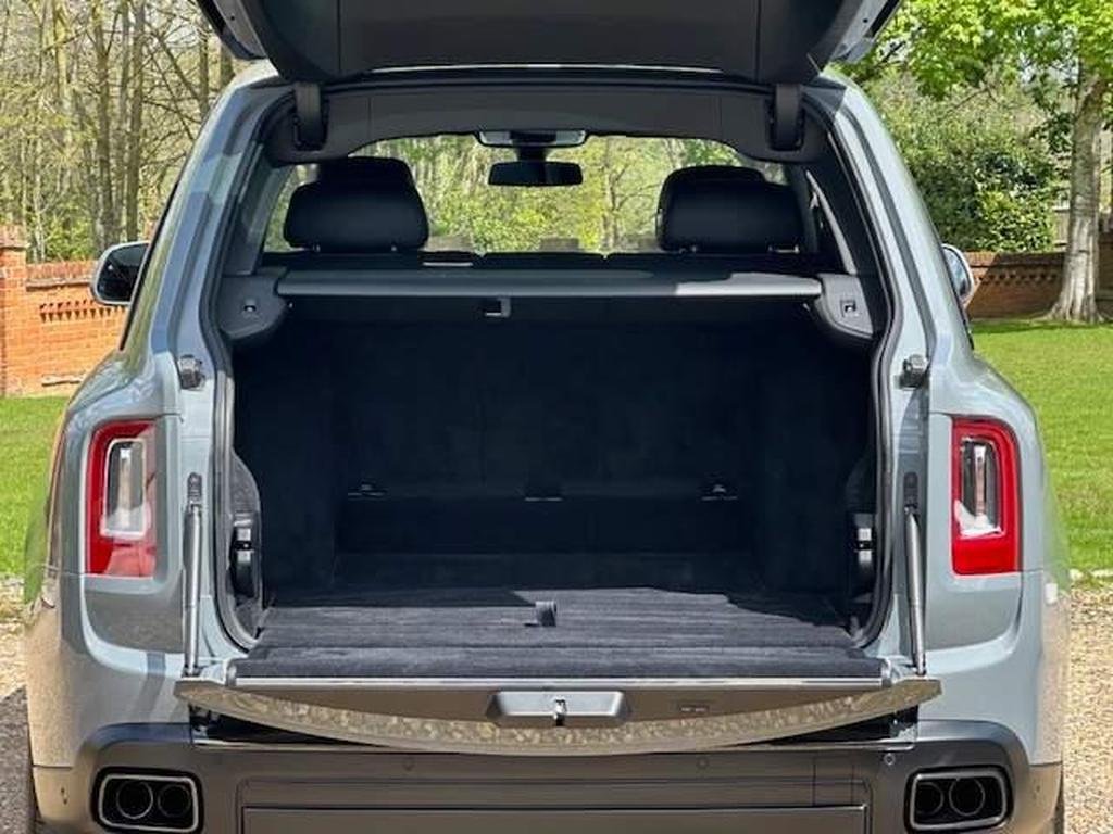 Rolls-Royce Cullinan Black Badge 6.75 V12 | SOLD