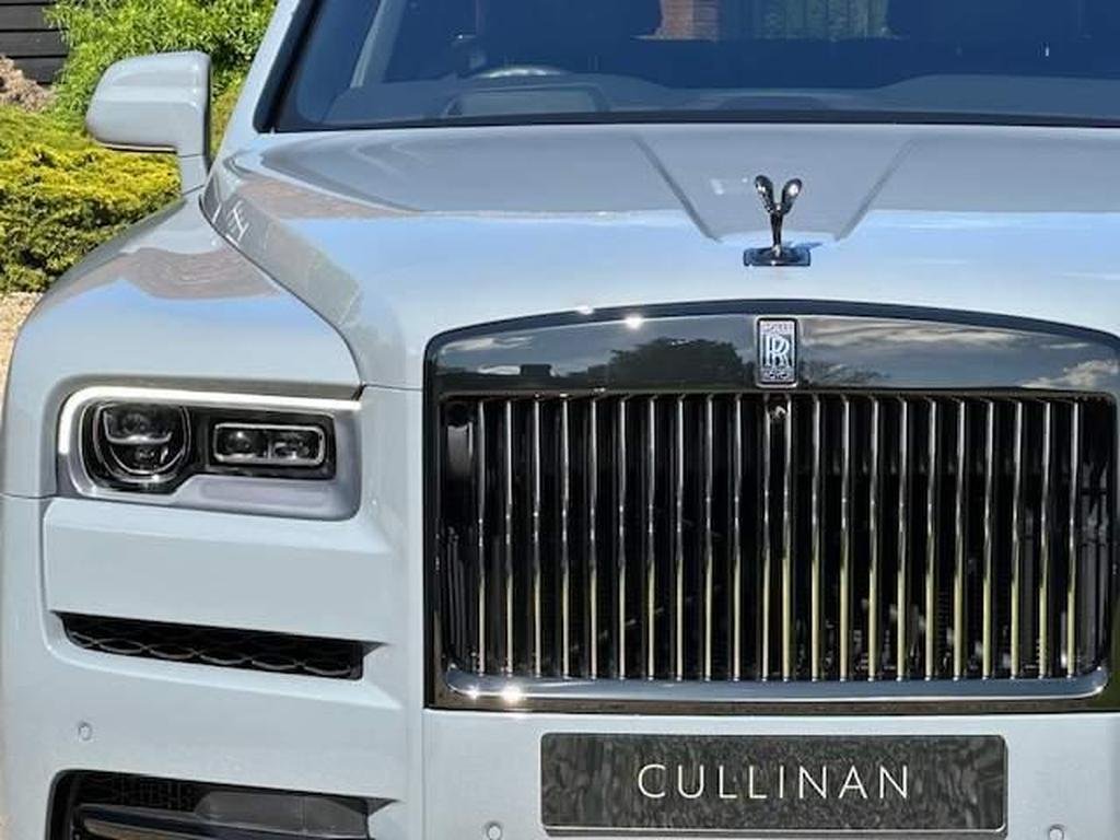Rolls-Royce Cullinan Black Badge 6.75 V12 | SOLD