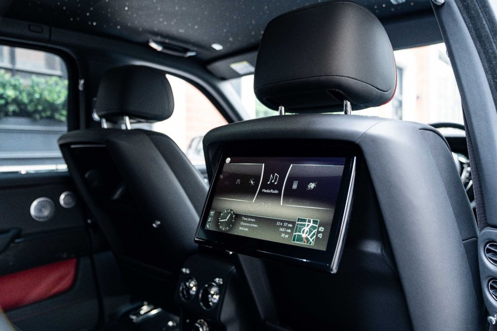 Rolls-Royce Cullinan Black Badge 6.75 V12 | SOLD