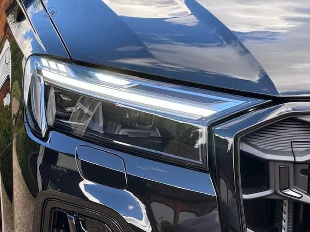 Audi SQ7 4.0 TFSI V8 Black Edition Tiptronic quattro