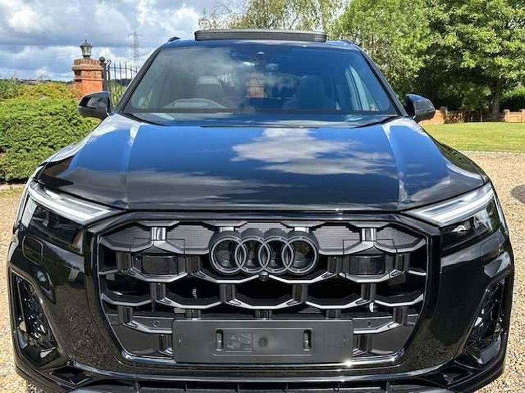 Audi SQ7 4.0 TFSI V8 Black Edition Tiptronic quattro