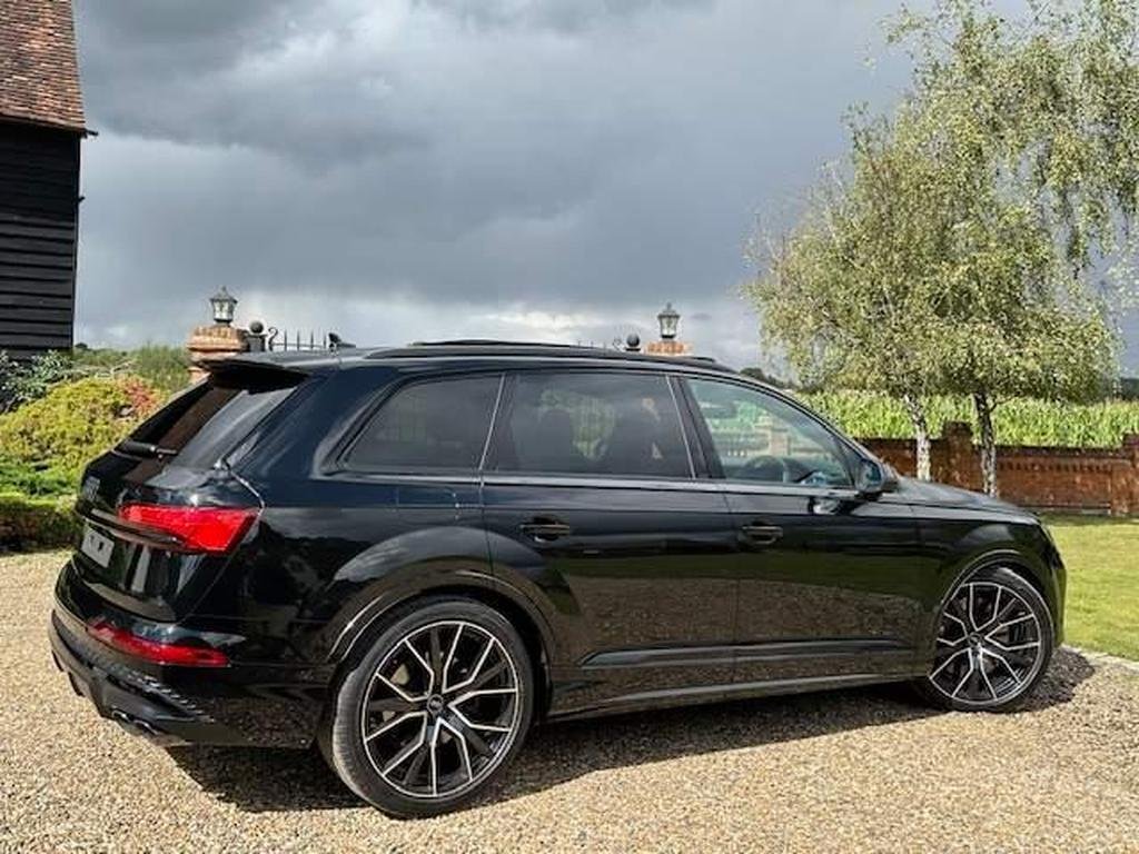 Audi SQ7 4.0 TFSI V8 Black Edition Tiptronic quattro