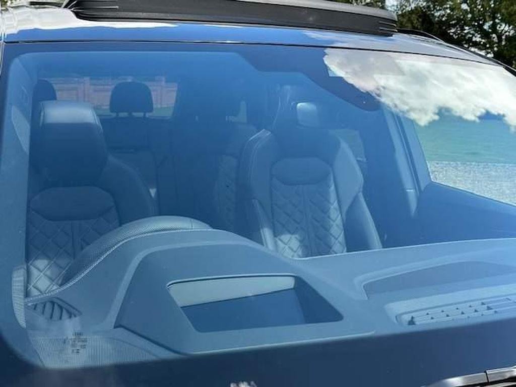 Audi SQ7 4.0 TFSI V8 Black Edition Tiptronic quattro