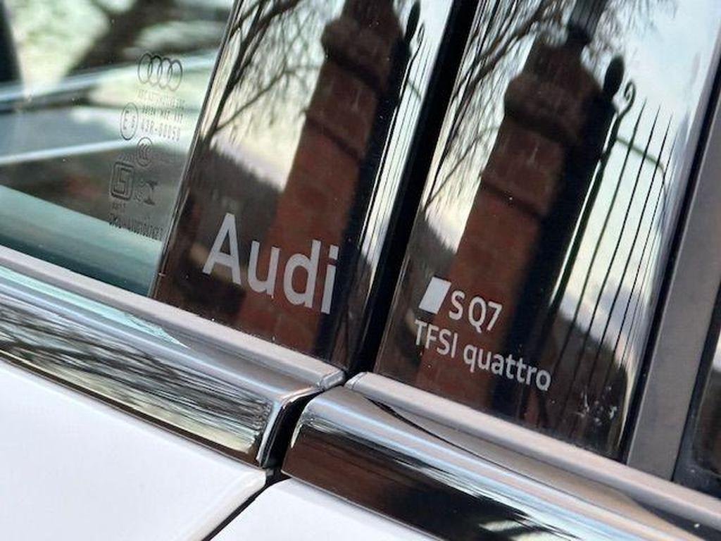 Audi SQ7 4.0 TFSI V8 Vorsprung Tiptronic quattro