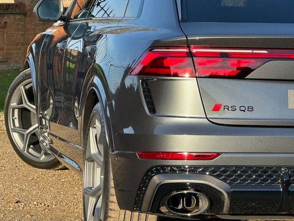 Audi RSQ8 4.0 TFSI V8 Performance Carbon Vorsprung Tiptronic quattro