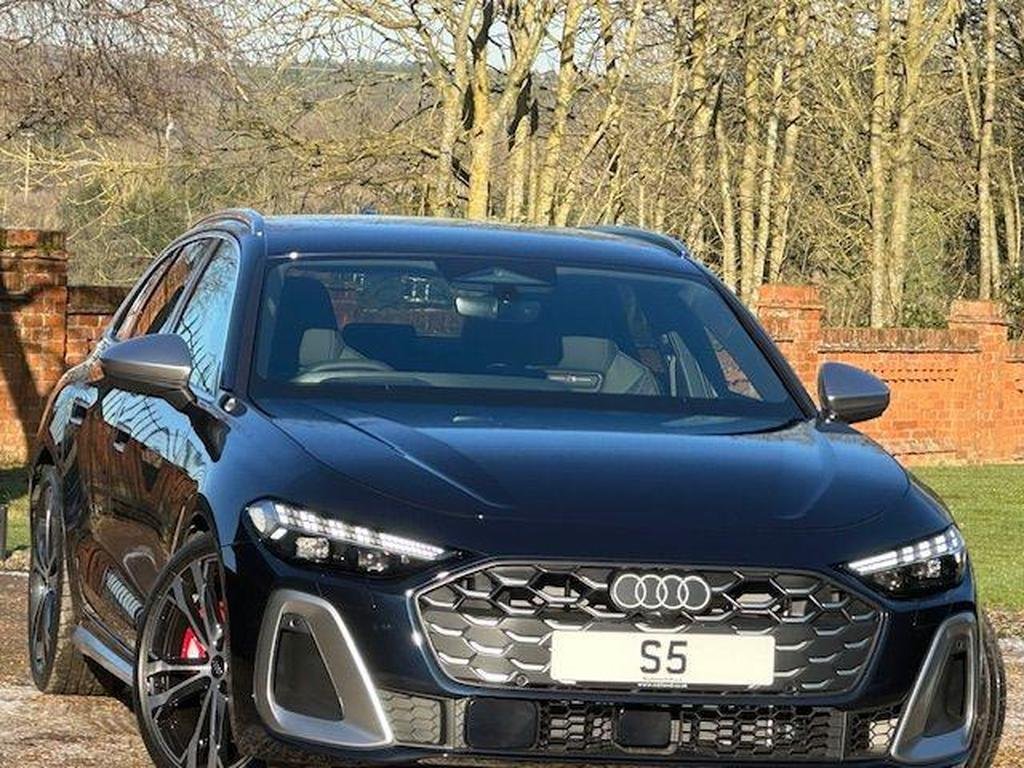 Audi S5 Avant 3.0 TFSI Launch Edition S Tronic quattro