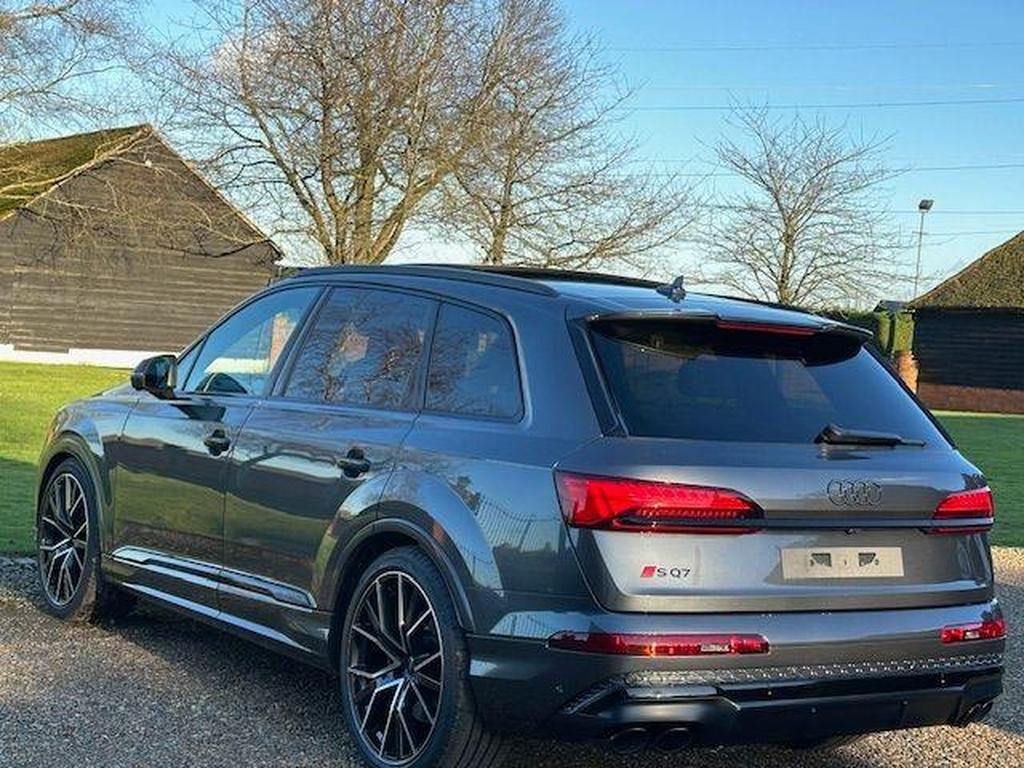 Audi SQ7 4.0 TFSI V8 Black Edition Tiptronic quattro