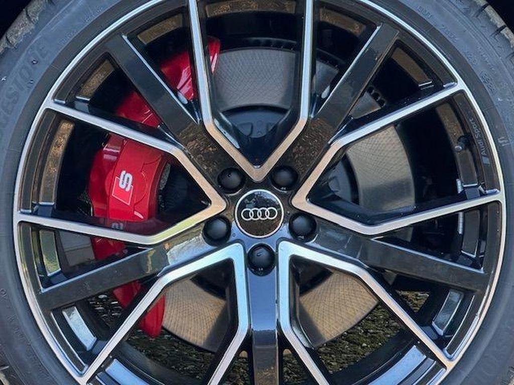 Audi SQ7 4.0 TFSI V8 Black Edition Tiptronic quattro